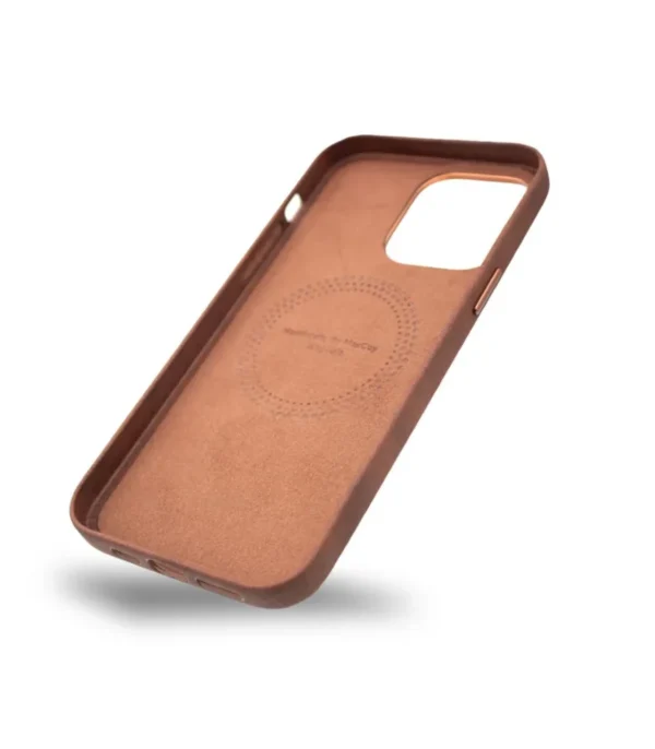 قاب ايفون 16 پرو از برند MACCOY مدل LEATHER